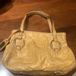 Mustard yellow B Makowsky leather purse